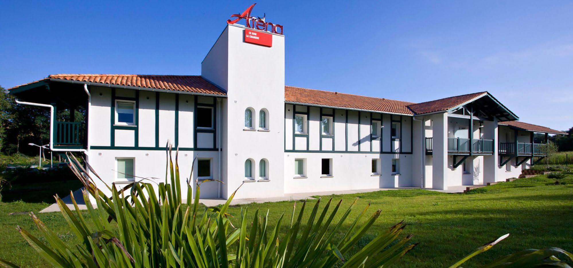 Jean De Luz Hotel